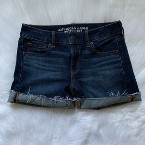 American Eagle midi shorts 🦅